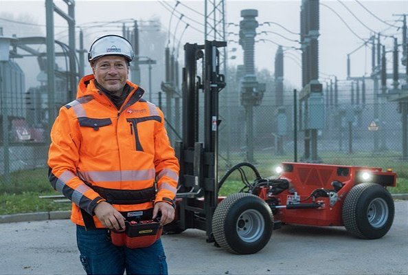 The PALFINGER BM 214: Precision Work in Record Time
