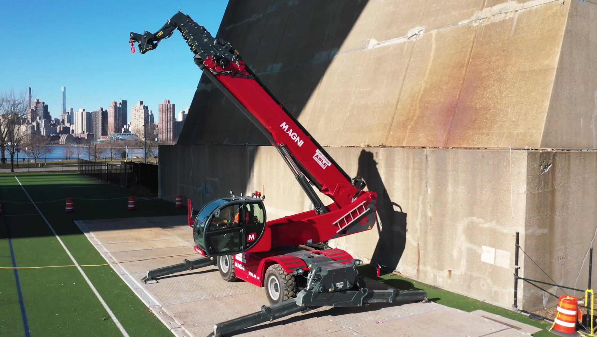 Magni chosen for Triborough bridge maintenance in New York