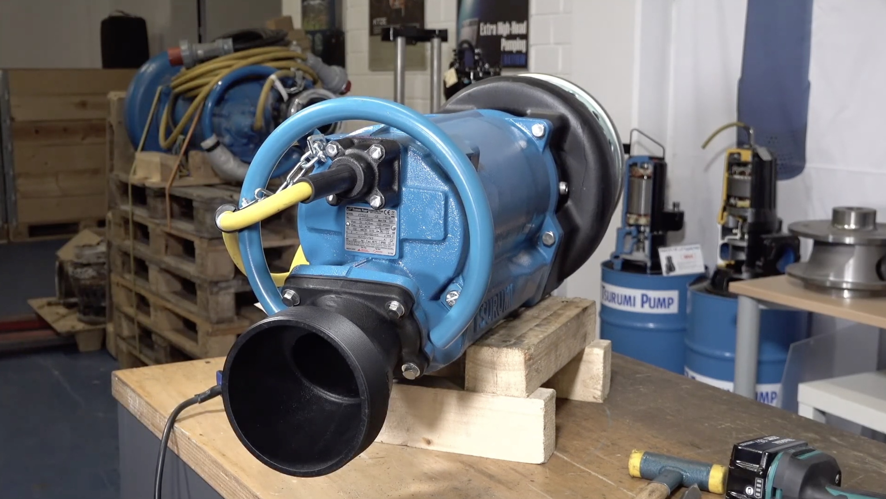 A powerful KTZ pump is being prepared for use at the manufacturer Tsurumi