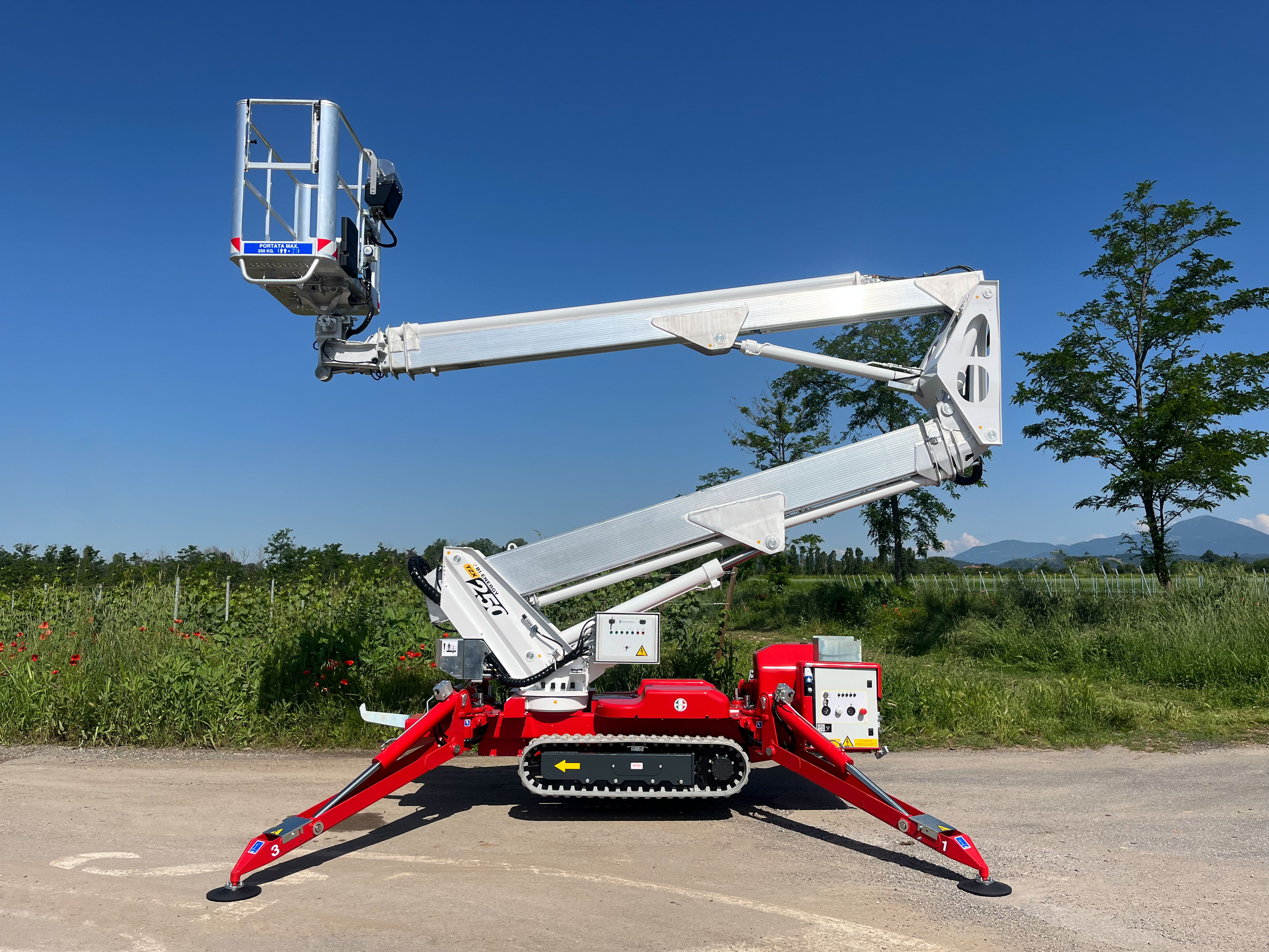 TZX 250 Spider Lift