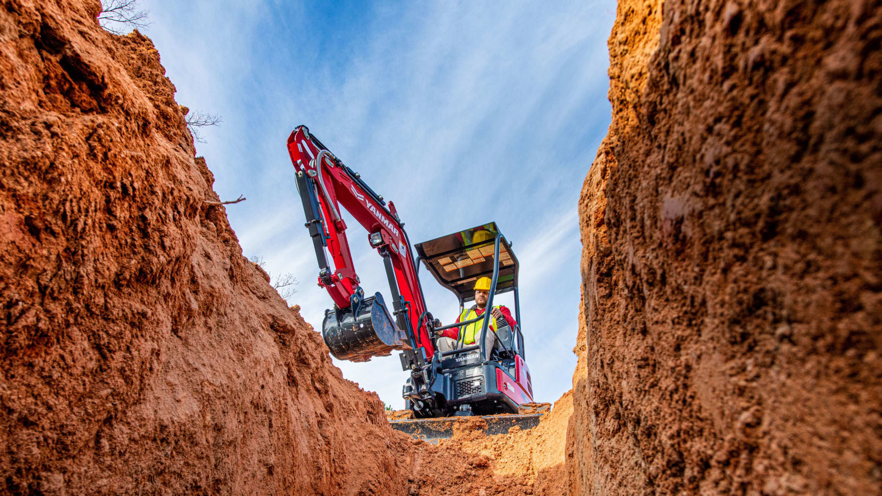 Yanmar Celebrates 30 Years of Zero Tail Swing ViO Excavators Working Safely in Tight Locations