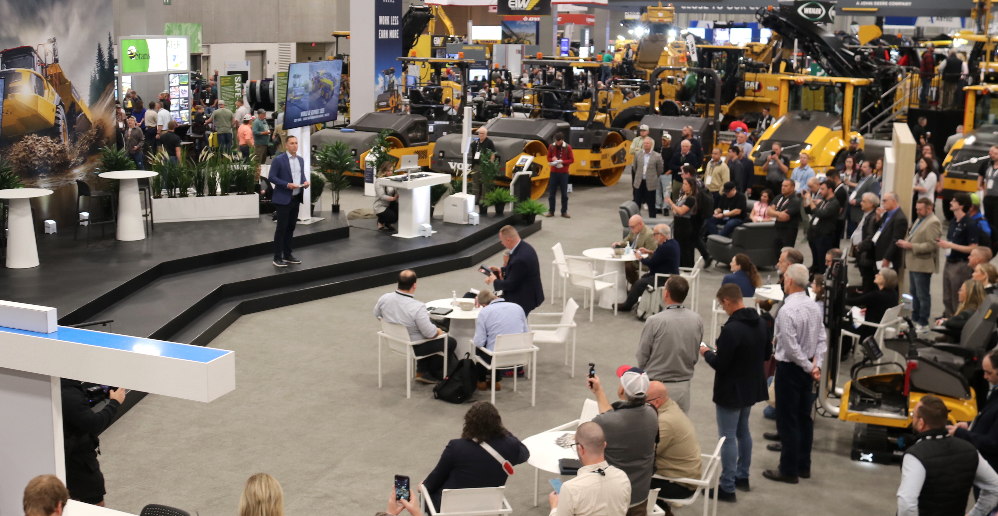 Volvo CE Scott Young at WoA
