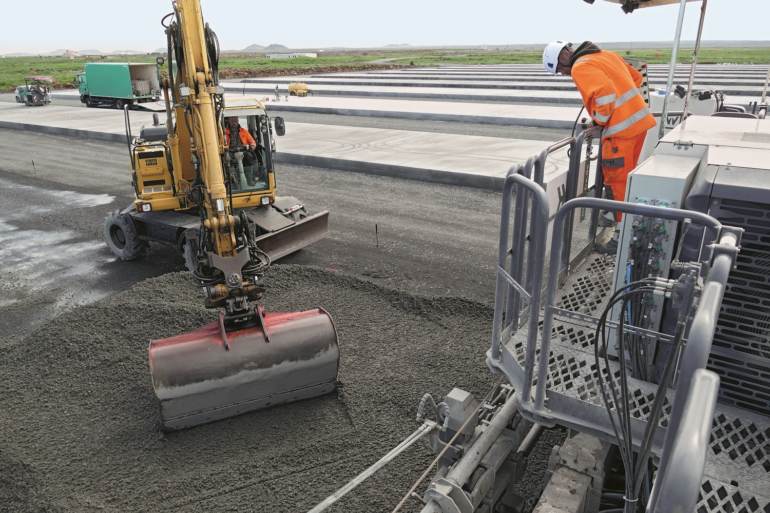WIRTGEN SP 62i slipform paver