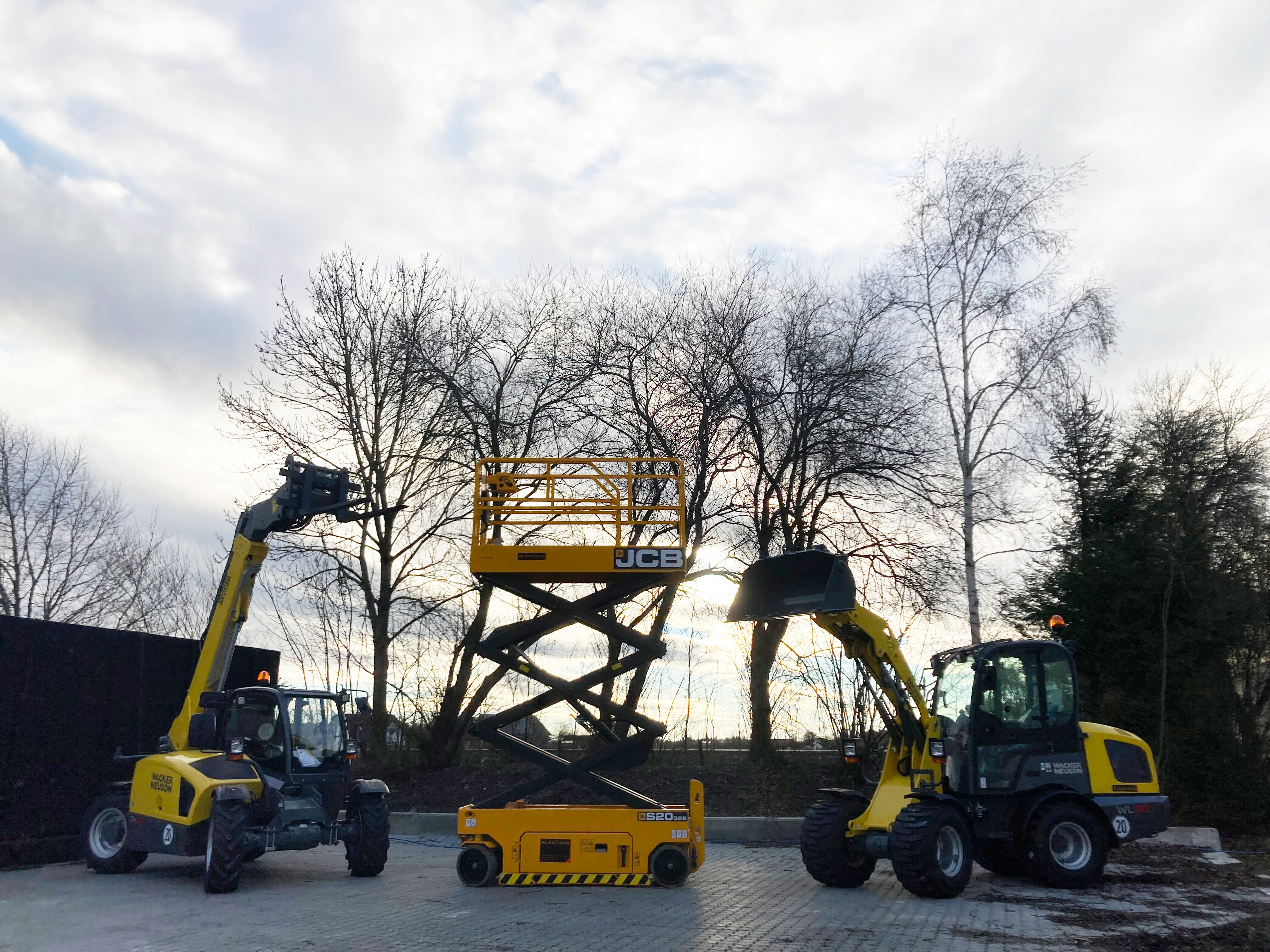 WackerNeuson JCB FlexcavoYard