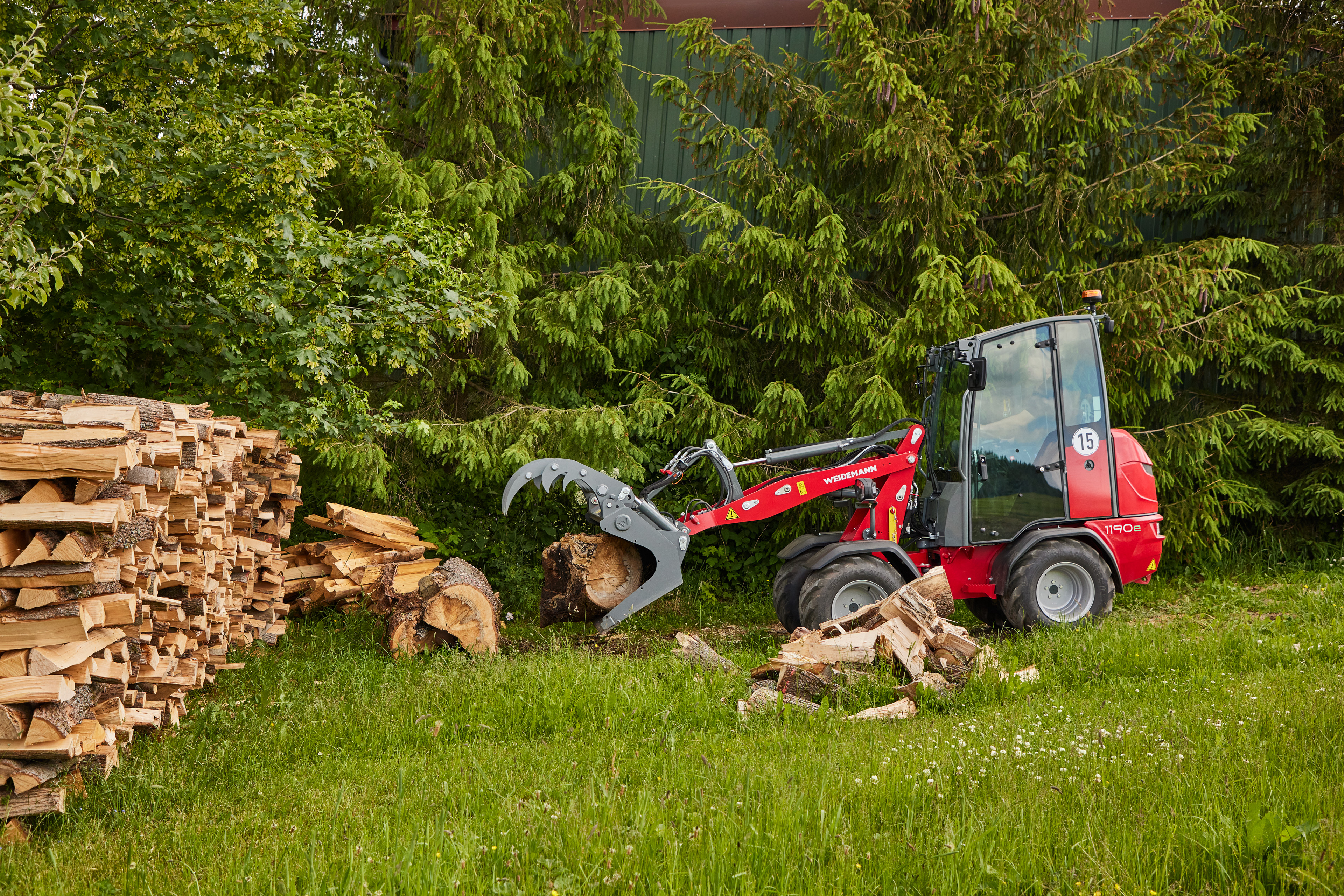 Weidemann Hoftrac® 1190e with Lithium-Ion battery