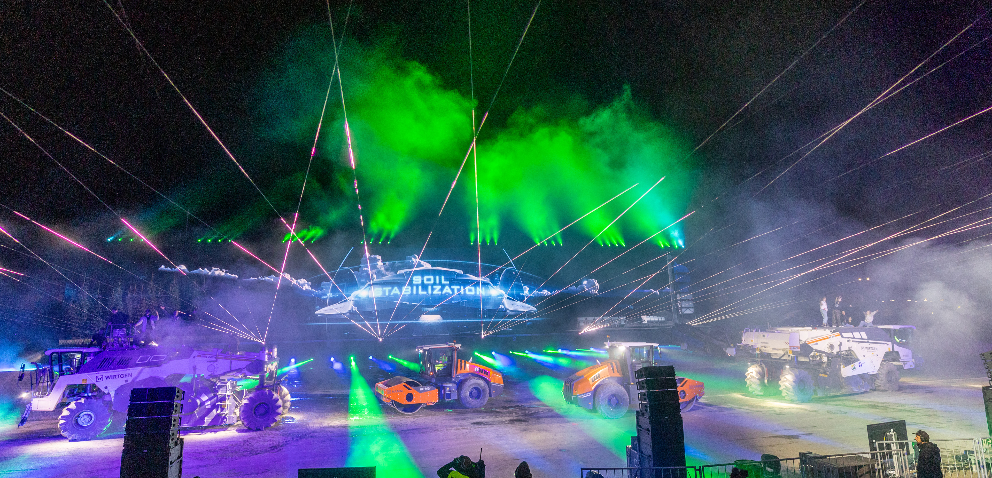 At the Technology Days 2024, the Wirtgen Group presented groundbreaking solutions for the road construction and materials processing industries under the motto ‘Smarter. Safer. More sustainable.’ 