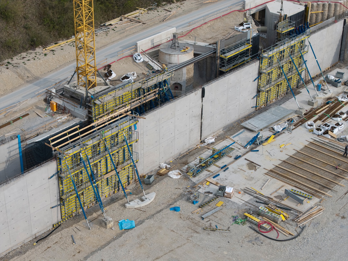 Doka supports expansion of what will become the world’s largest enclosed drinking water reservoir.