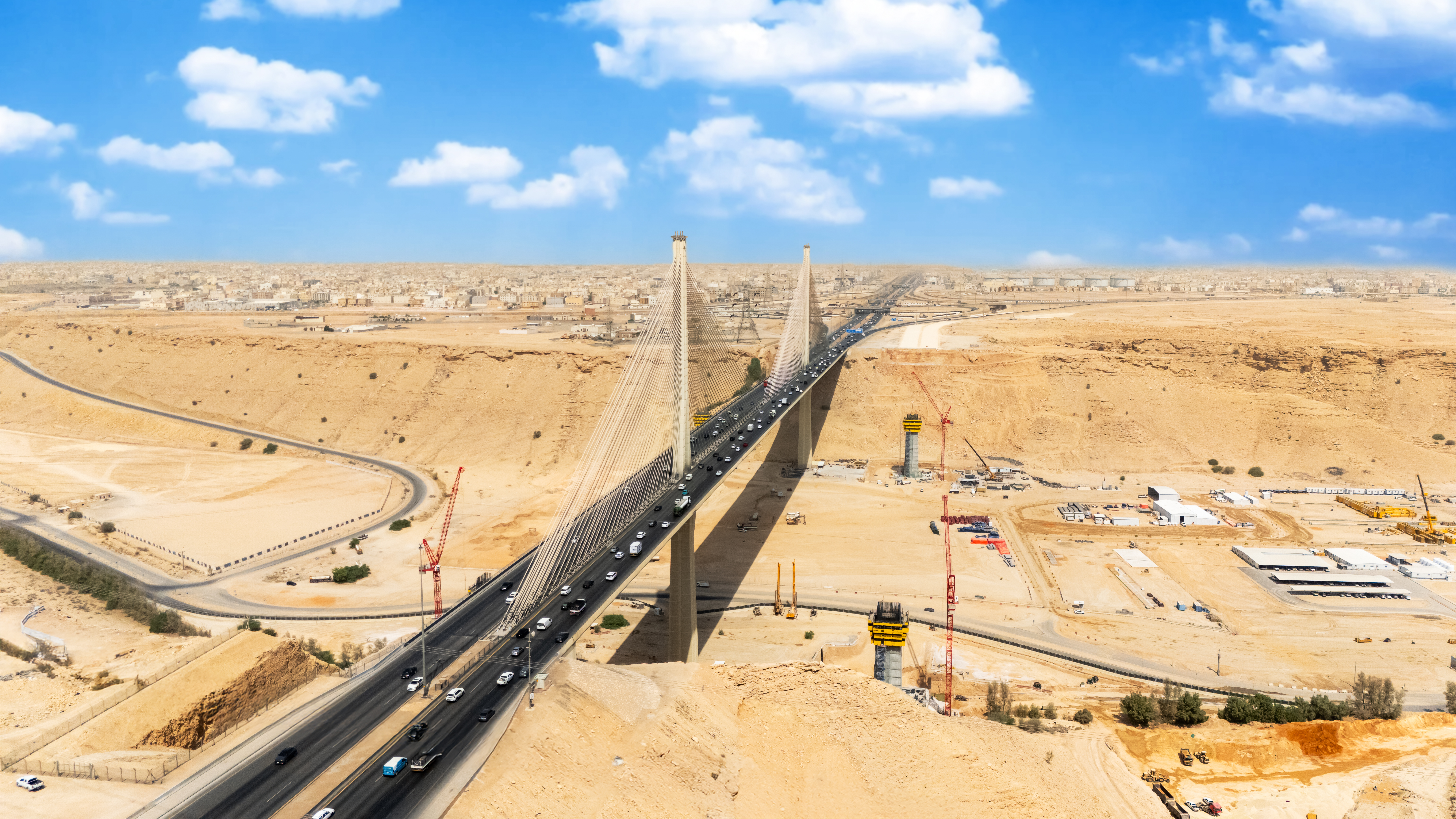 Three WOLFF cranes build two cable-stayed bridges in Saudi Arabia's capital