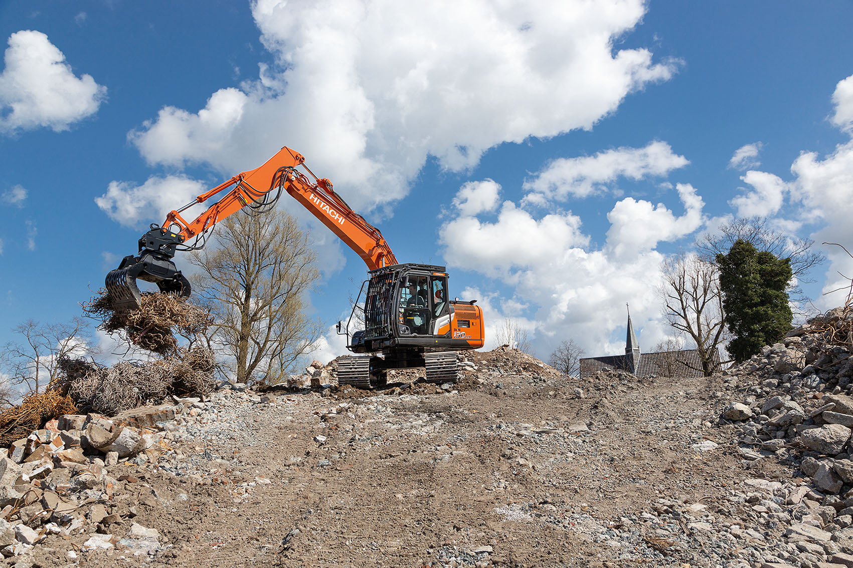 Hitachi ZX130LCN-7 <br> Image source: Hitachi Construction Machinery (Europe) NV